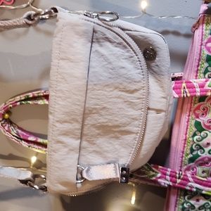 LIKE NEW Lululemon All night festival micro crossbody 😍 dove grey.flawless.